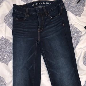 Dark wash American eagle jeans
